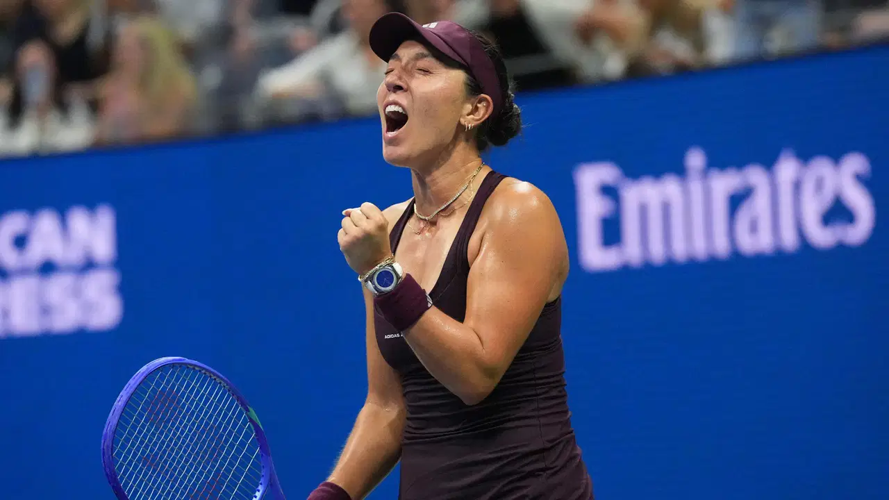 Jessica Pegula ve Frances Tiafoe, Amerika Açık Yarı Finalinde Şampiyonluk Mücadelesi Veriyor