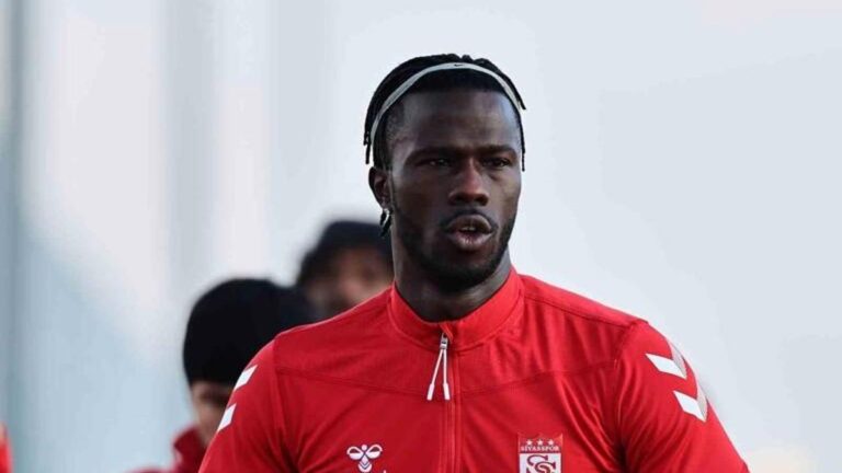 SON HABERLER | Sivasspor’da planlanan ayrılık gerçekleşti! Resmi olarak bildirildi…