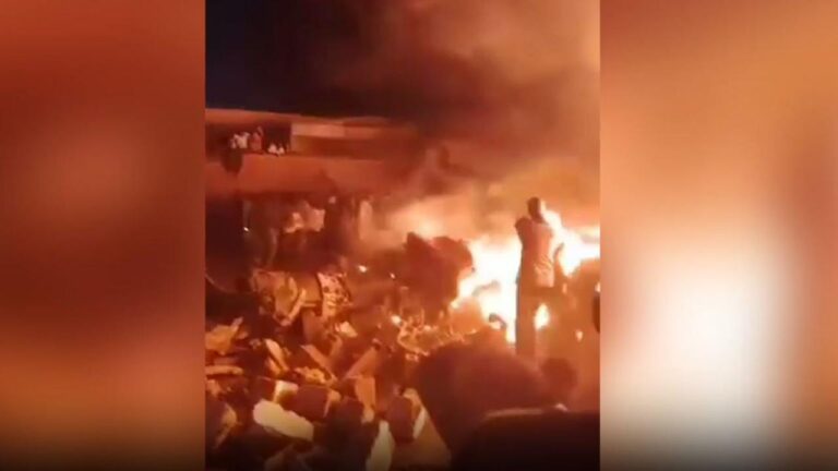 Askeri uçak Sudan’a düştü: Ölü ve yaralı vardı