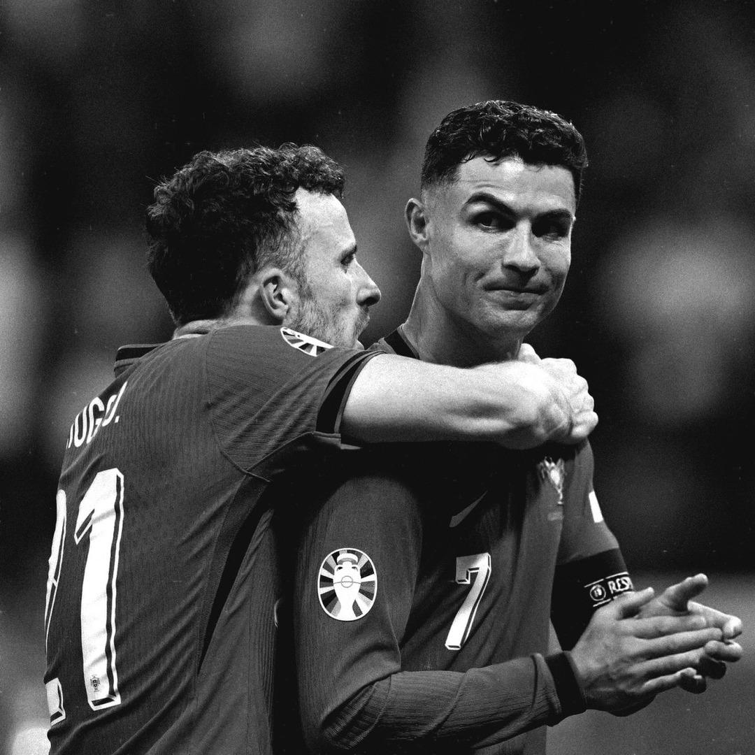 Portekiz'de Cristiano Ronaldo Depremi! Jota'nın cenazesine katılmadı ... arkadaşları ağlarken denize girdi 2